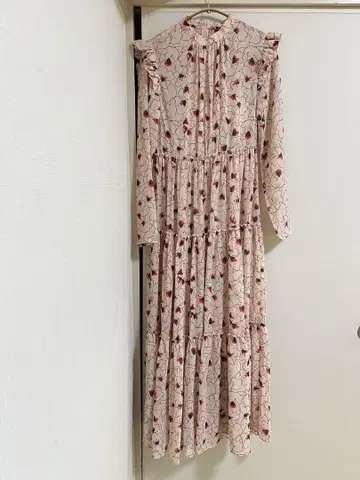 꽃무늬 롱 원피스 긴팔 프릴 포함