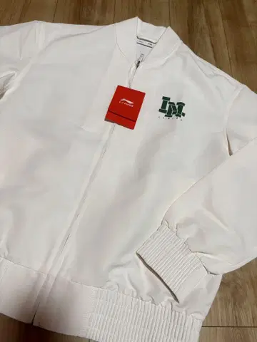 새상품. Li-ning 리닝 자켓