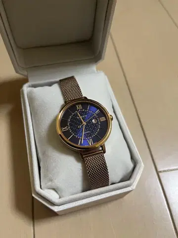 CASIO 손목시계 핑크 골드/블루 메쉬