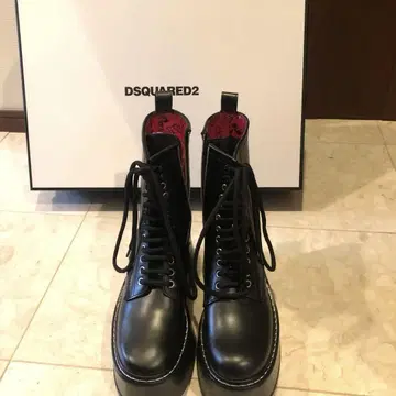 DSQUARED2 블랙 플랫폼 부츠