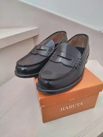 하루타 로퍼 블랙 27.5cm
