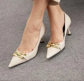 SHEIN 베이지 스틸레토 펌프스