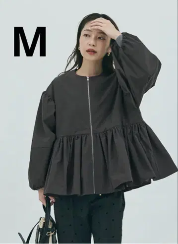 다크 그레이 프릴 노카라 자켓 M