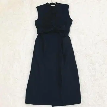 새상품급 드레스트롱 베스트 울 벨트 리본 블랙