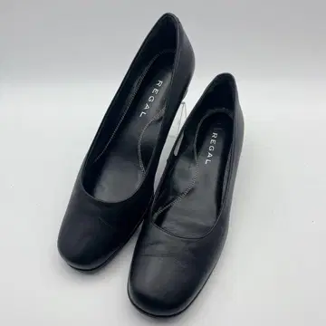 새상품급 REGAL 리갈 라운드토 로우힐 펌프스 블랙 22.5cm