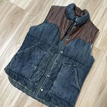 코트메르 데님 가죽 다운 베스트