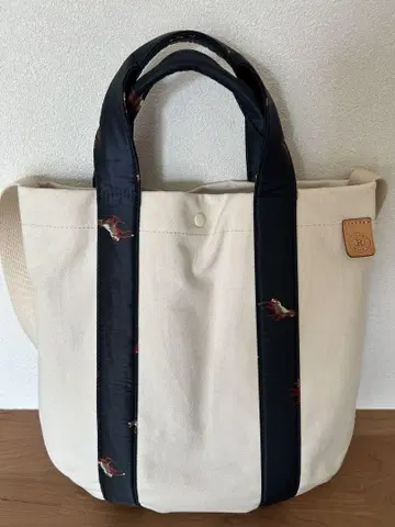 russet 숄더백