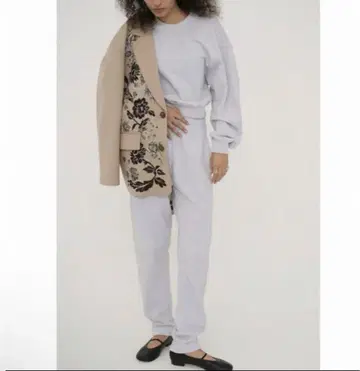 CLANE CURVE LINE SWEAT PANTS