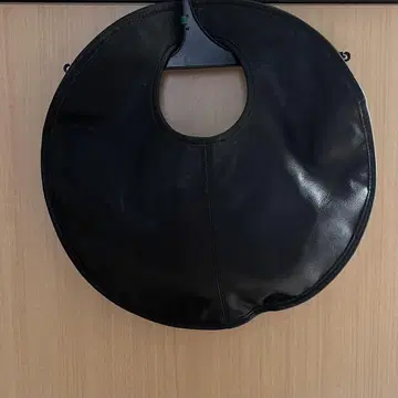 블랙 원형 핸드백 백