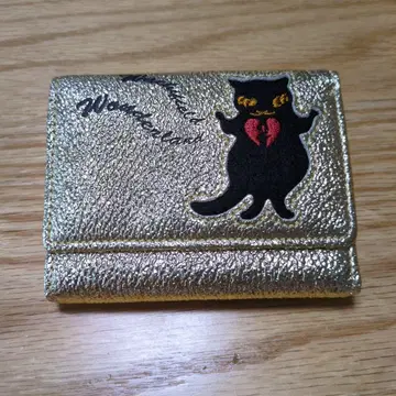 와치필드 하트 다얀 골드 3단 폴더형 지갑