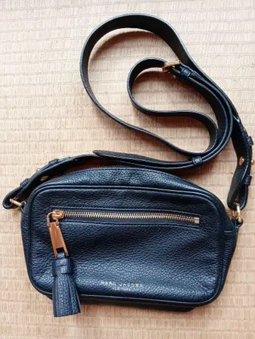 마크제이콥스 MARC JACOBS 숄더백 태슬 가죽