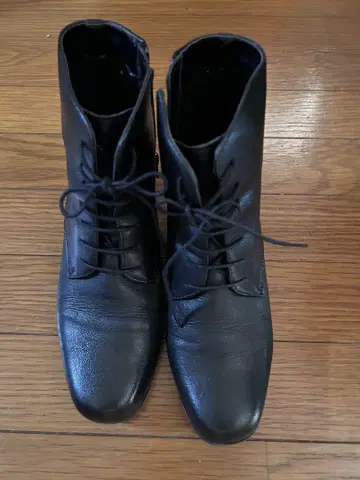 천연 가죽 레이스업 부츠 새상품급 24.5cm