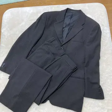 엠포리오 아르마니 수트