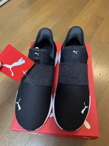 PUMA 소프트라이드 하모니 레오 이즈인 러닝화