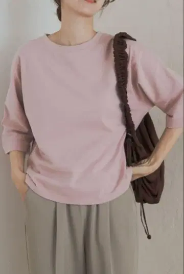 새상품급 어반 리서치 도어스 돌먼 롤 슬리브 T셔츠