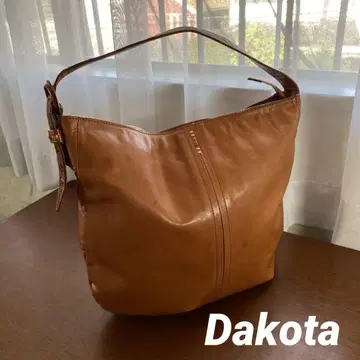 다코타 카멜색 천연 가죽 숄더백