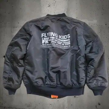 ALPHA INDUSTRIES MA-1 플라이트 자켓 USA제