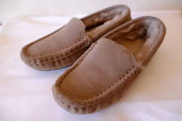 EMU 브라운 스웨이드 모카신