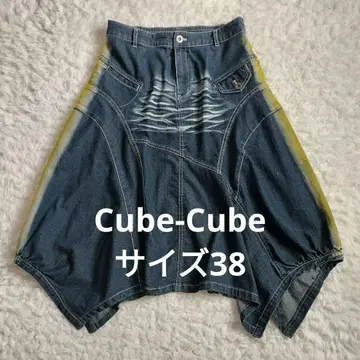 큐브큐브 센소유니코 변형 페인트 가공 데님 스커트 38