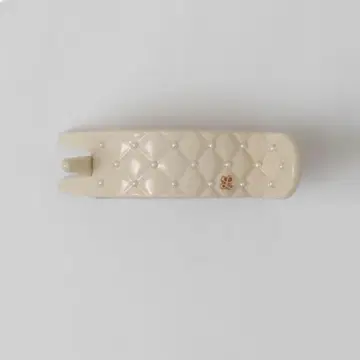 로엠 도쿄 LOEM TOKYO quilt white 헤어 클립
