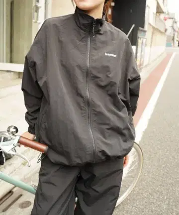 브로큰 베이스 나일론 셋업 블랙