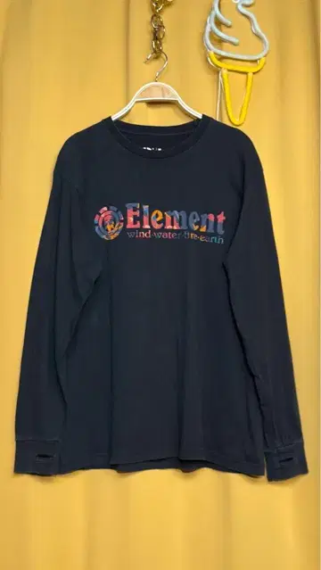 [ 구제 의류 ] ELEMENT 블랙 코튼 M 사이즈 긴팔 티셔츠