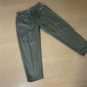 볼러홀릭 나일론 팬츠 베이지