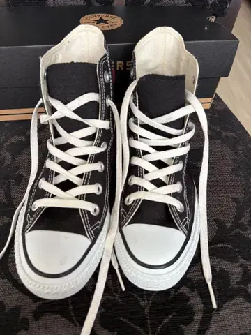 Converse 블랙 하이컷 스니커즈