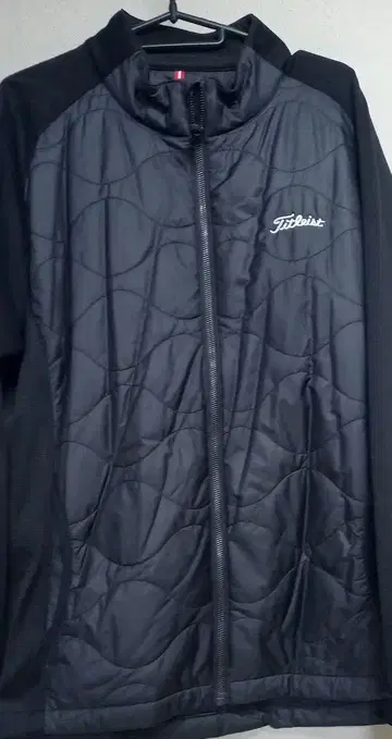 타이틀리스트 Titleist 퀼팅 블루종