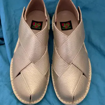 골드 크로스 스트랩 샌들 24cm