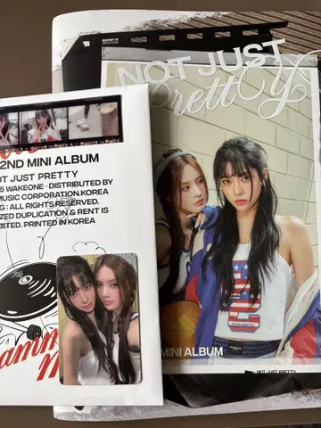 izna NOT JUST PRETTY 포스터 트레이딩 카드 지민