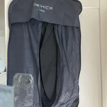 ORIHICA 블랙 정장 자켓
