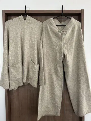 ZARA 후드 부착 니트 셋업