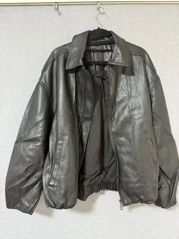 ZARA 블랙 레더 봄버 자켓