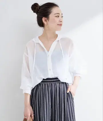 B.C STOCK 후드 시어 블루종