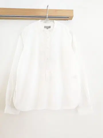 새상품급! 마가렛호웰 밴드 카라 셔츠 S