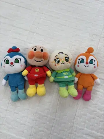 호빵맨 봉제 인형 약 18cm 멜론빵나 짤랑이 코찡찡이