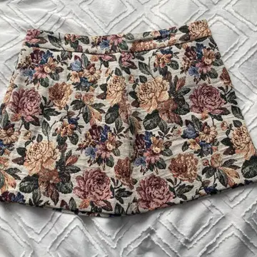 ZARA BASIC 꽃무늬 타이트 스커트 L 사이즈