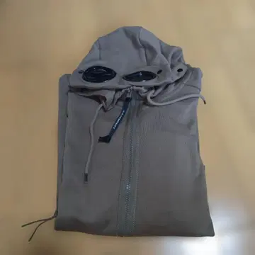 CP COMPANY 고글 후드티