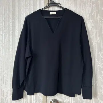 Ballsey 네이비 V넥 긴팔 셔츠