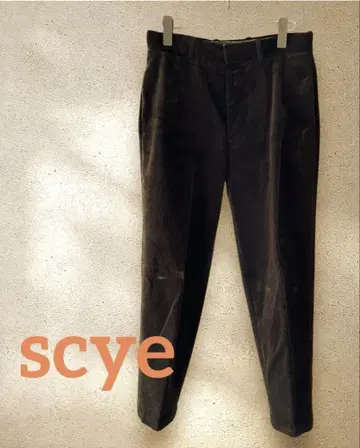 코듀로이 슬랙스 버튼 달린 밑단
