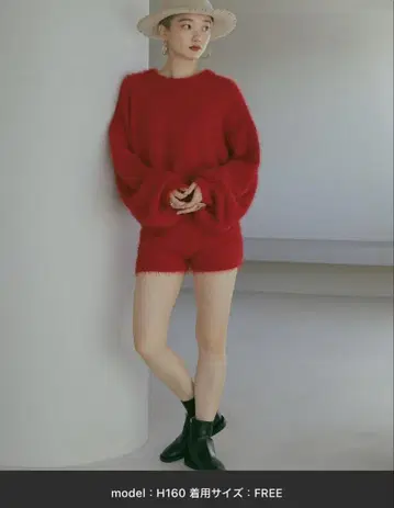 miette 미 모헤어 라이크 샤기 니트 숏팬츠
