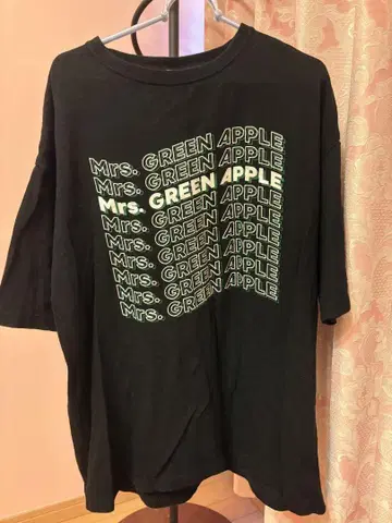 Mrs. GREEN APPLE 셔츠