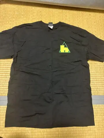 HUF 블랙 T셔츠 L 사이즈