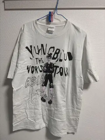 YUNGBLUD 티셔츠 XL 얼룩 있음