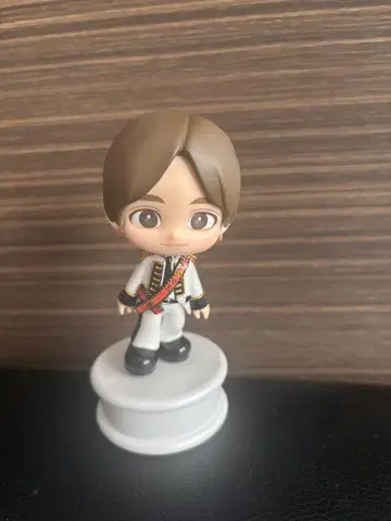 heysayjump 야마다 료스케 피규어
