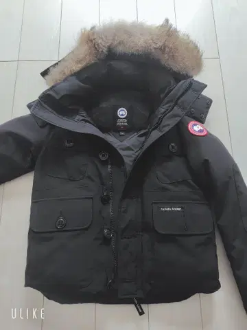 Canada Goose 블랙 다운 자켓