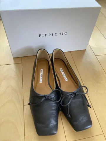 PIPPICHIC AMBER 블랙 발레 슈즈