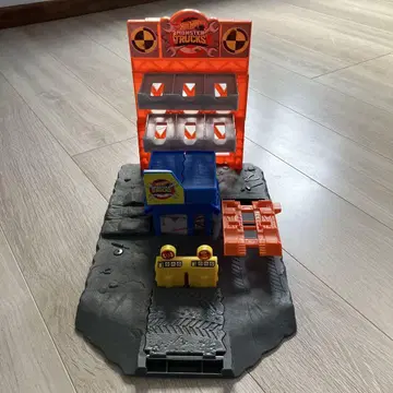 핫휠 Monster Trucks 트럭 스탠드