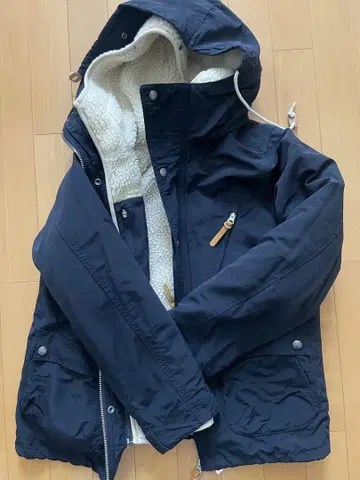 FREAKS Store 네이비 마운틴 후드티 보아